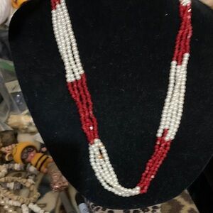 Chic Red and White Beaded Necklace